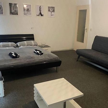 Ein Helles Und Geraumiges Zimmer Am Bremer Hauptbahnhof. Exterior photo
