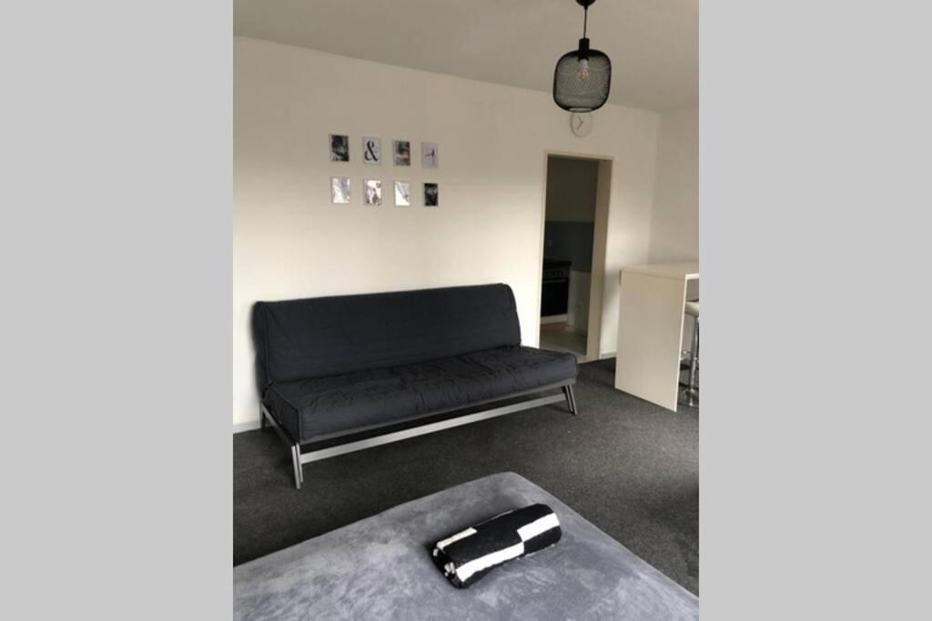 Ein Helles Und Geraumiges Zimmer Am Bremer Hauptbahnhof. Exterior photo